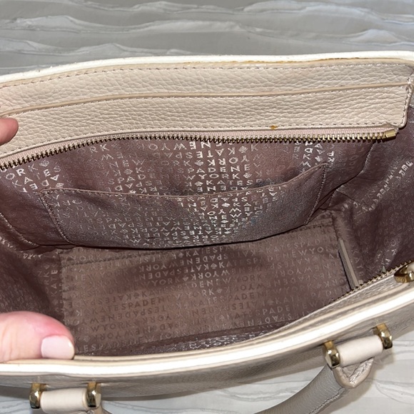 Kate Spade Chester Street Small Allyn Bag - Picture 6 of 8